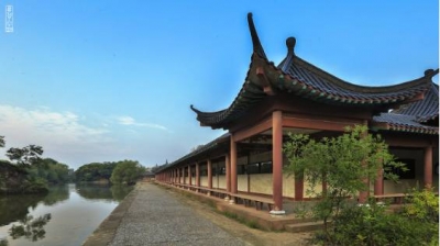 东坡趣闻：苏东坡错续咏菊诗
