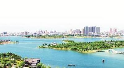 邱丽新到黄冈高新区调研