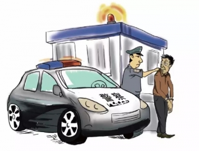 城区警务站强强联手 成功处置暴力精神病人员
