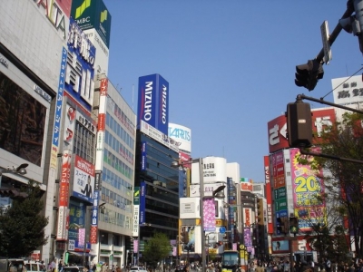 日本将进一步放宽游客购物免税政策 拟2018年实施