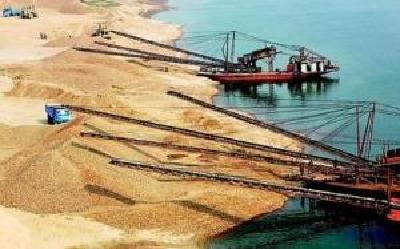 改善长江沿岸生态环境 黄冈将关停103座砂石码头