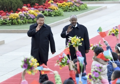 习近平同吉布提总统盖莱举行会谈