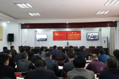 【传真快递】武穴：严明纪律护航脱贫攻坚战