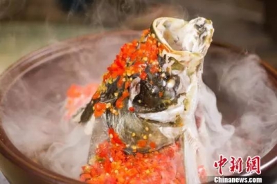 拍黄瓜就震惊BBC？英国人对中餐的了解，远超你的想象