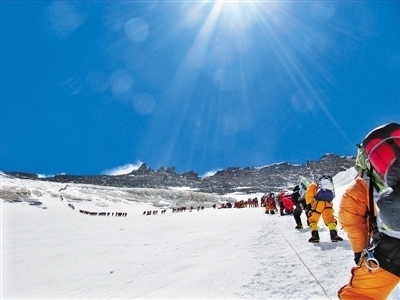 “驴友”西藏登山遇难 挑战极限不能拿生命开玩笑