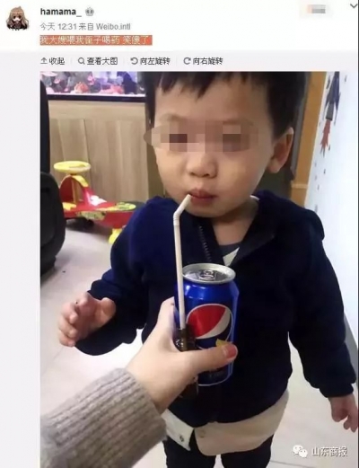 这张照片火了！炸出一堆被爸妈