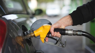 国内油价迎年内第十一次上涨 加满一箱油多花2.5元