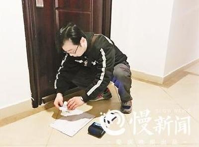 双12一位快递员的一天：走两万步收派560件