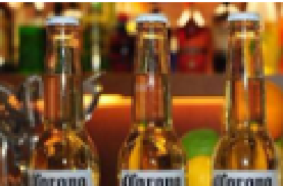 进口啤酒生产日期是5年前？商家篡改标签后仍外销