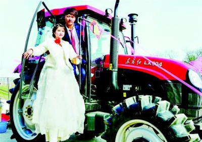 大冶小伙用6台拖拉机迎亲 获赞“最牛90后农夫”