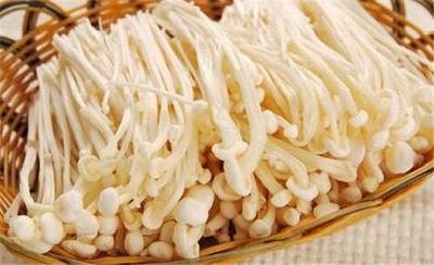 冰箱里的金针菇“长高”了？激素表示很冤枉