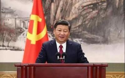 习近平：谱写新时代中国特色社会主义新篇章