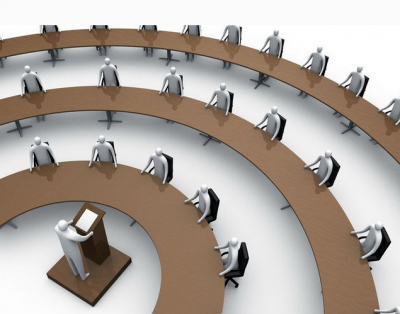 黄冈市五届人大常委会第十二次会议召开