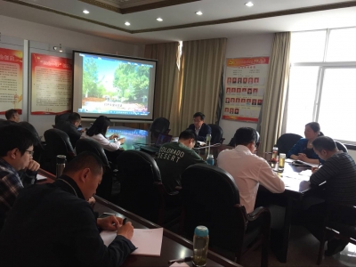 市编办4月支部主题党日深入学习宪法修正案