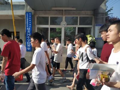 直击黄冈中学高考