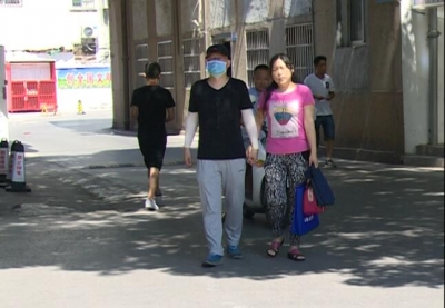 黄冈学霸考完才知噩耗 爱心企业家匿名献爱心