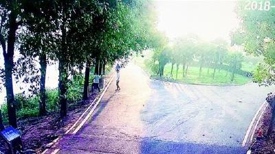 马路醉汉遇贼 手机密码遭破解转走6万余元