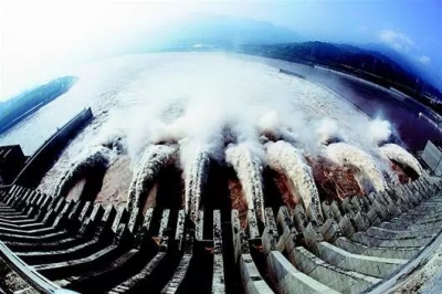今年来最大洪水通过三峡水库！船闸停航，省内干流全线上涨