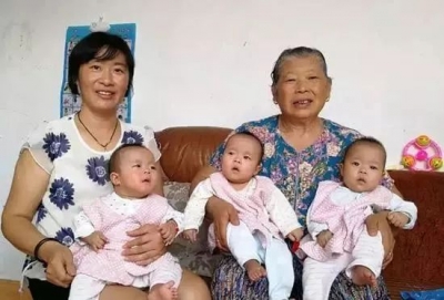 41岁外婆生下三胞胎，比外孙还小半岁！为养娃不惜卖房凑奶粉钱