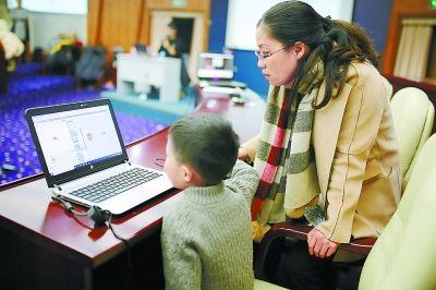 为上好学校少儿编程火热 专家：切勿成为下个奥数