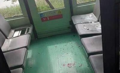 深圳欢乐谷高空观光车发生车辆追尾事件 2名乘客受伤