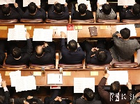 高清组图 | 湖北省十三届人大二次会议开幕