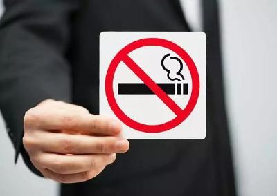武汉施行新规定！街边这些地方将买不到香烟