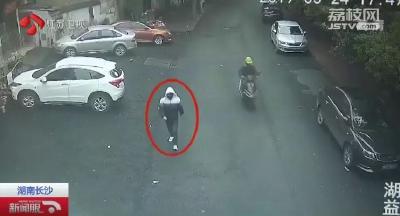 警察突然上门抓人，他吓得爬到23楼窗外！眼看就要坠楼……