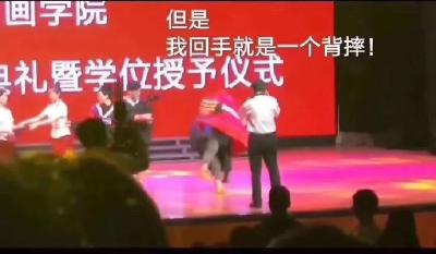 毕业季，你还记得这些暖心瞬间吗？