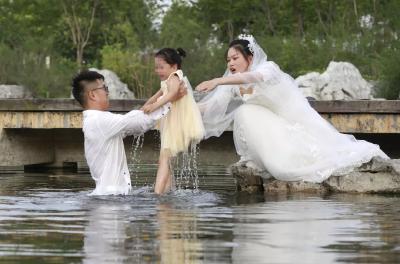 这张婚纱照，真美！