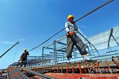 高温酷暑 建筑工地咋应对