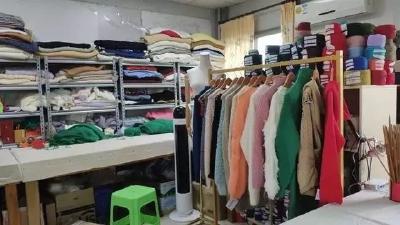 80后小伙辞职创业织毛衣走红 网友：让我想起“妈妈牌”毛衣