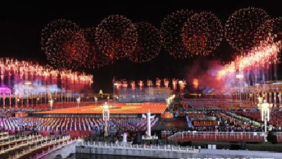 张艺谋团队详解国庆广场大联欢 奇思妙想是怎么来的？