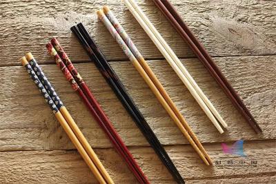 竹筷、木筷、不锈钢筷…究竟哪种筷子最好？今天全部告诉你