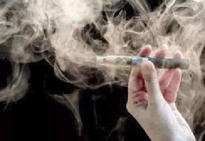 中国电子烟监管举措升级 严禁网络推销阻断“第一口烟”