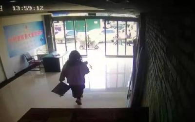洛阳20岁女孩遇害，男同事承认出租屋行凶……