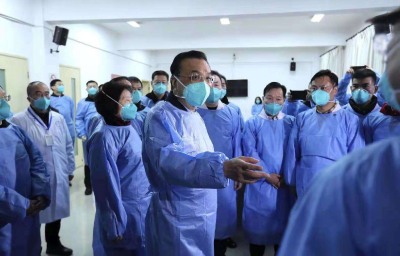 深圳市梦网慈善基金会向三家医院捐赠价值600万的现金及产品