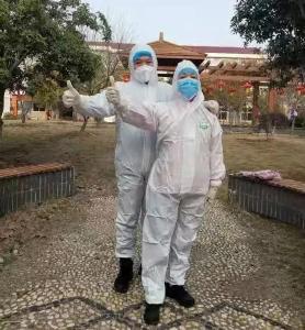 困难在哪里，共产党员就在哪里