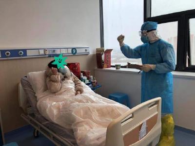 黄冈直击｜珊珊别怕，我陪你一起战胜病毒