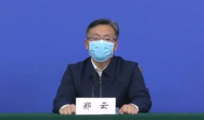 “当前还是有社区传染风险，请大家保持警惕”