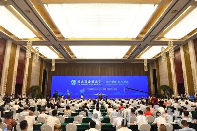 刚刚这场大会上，这11位“大咖”集体“表白”湖北