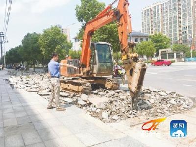 黄州城区集中整修人行道