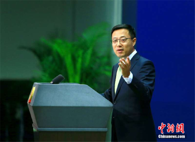 撤销超千名中国留学生和研究人员签证！这就是美国的开放自由？