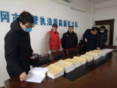媒体记者走进黄冈城管 感受了啥？