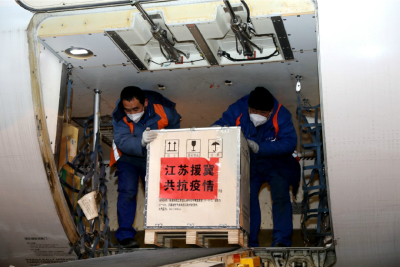 多地驰援湖北一幕，昨夜重现河北！这就是中国！