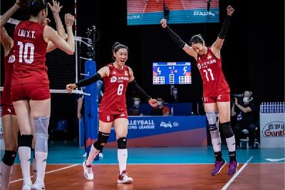 世界女排联赛：张常宁36分 中国女排3:2逆转击败巴西队结束四连败