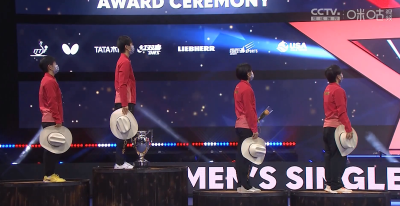 排面！休斯敦赛场同时升起四面五星红旗