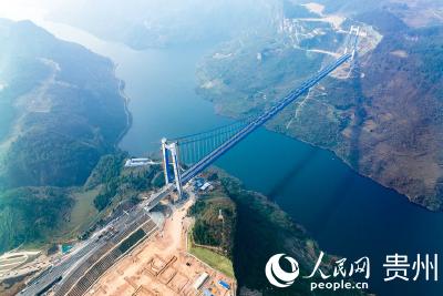 亚洲第四 贵州再添一座特大山区跨峡谷悬索桥