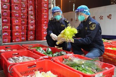 香港“火眼实验室”开始运行 内地输港鲜活食品供应量逐步回升 