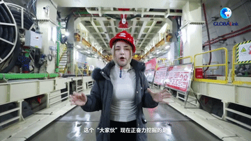全球连线｜外国人看中国基建：江底70米穿越长江隧道